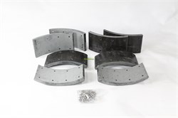 Рем. комплект тормозных накладок а/м ПАЗ мост КАНАШ (Сверл./ не расточенные/с заклёпками/ширина 100мм./ к-т 8 шт.) ФРИТЕКС 16.3502110 заклёпка