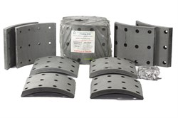 Рем. комплект тормозных накладок а/м ЗИЛ-4421, ПАЗ-Аврора (Сверл./раст./с заклёпками/ширина 180мм./ к-т 8 шт.) Тамбов АТИ 4421-3502105