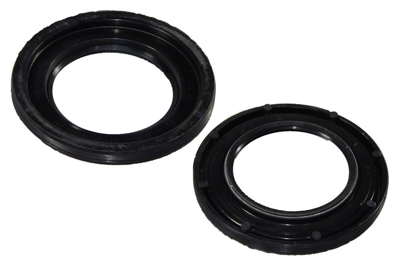 Сальник 85х135 задней ступицы КАМАЗ (чёрный с пружиной/NBR/простой) ГОСТ 8752-79 Балаково 53205-3104040-10