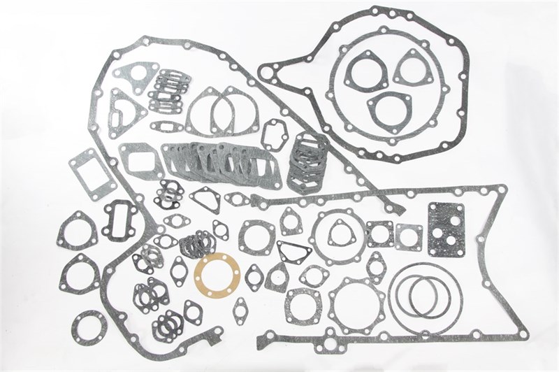 Набор прокладок двигателя ЯМЗ-240 малый, паронит 0,6 мм.-1,5мм., 33 наим. (240-1000001-01МП) Москва ( ОЕ 08-18-200 )  08-18-200