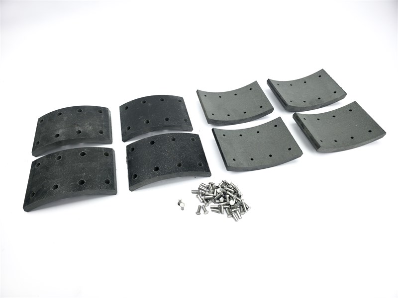 Рем. комплект тормозных накладок полуприцеп ММЗ-7685, ПСТБ-6, 12, 17, ПСТ-6, 9 МЖТ-10, ПС-30 (сверл., не шлиф., с заклёпкой, ширина=120мм.) Тамбов АТИ 771Б-3502106-Б_Тамбов