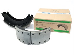 Колодка барабанного тормоза а/м КАМАЗ 53212, 5410, 54112, 55102, 5511 (толстый металл 3/5) (1шт.) ЗТМ 53212-3501090 (чёрн. 3/5 ЗТМ в кор.)