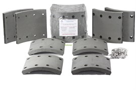 Рем. комплект тормозных накладок а/м  КАМАЗ-6522,6520,6560 на средний и задний мост МАДАРА (к-т 8 шт./сверл./расточ./с заклепками/ширина 180мм) (WVA 19361 ) Тамбов АТИ 340-002-2441-1