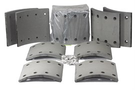 Рем. комплект тормозных накладок на ось: ЧМЗАП 99859 (к-т 8 шт./ ширина 200 мм./сверл./расточ./с заклепками) 99859-3502105