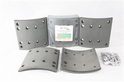 Рем. комплект тормозных накладок а/м МАЗ-101, 5440, КАМАЗ-6580 передняя ось УРАЛ-6370 средний/задний (Сверлён./расточенные/с заклёпками/ширина 180мм./ к-т 8 шт./ повышенная термостойкость, увеличенный ресурс/ для барабанов с высоким износом/ 19495,19487,8 RU 572 HD